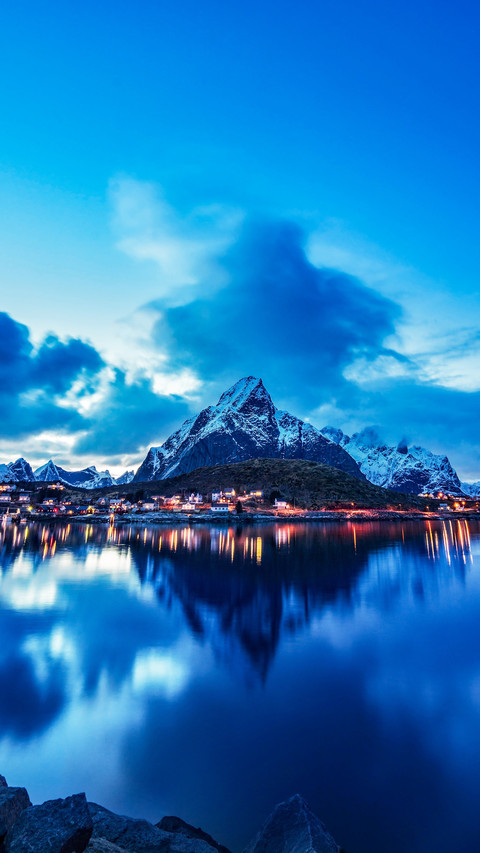A colorful journey to norway screenshot