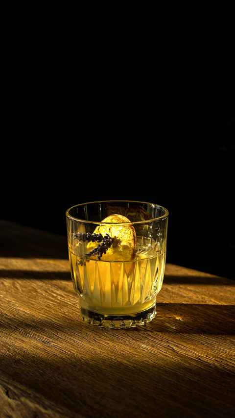 Great alcoholic cocktail, close up screenshot