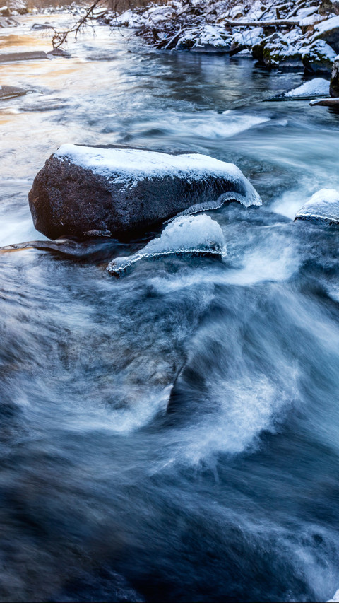 The initial melting of glaciers screenshot