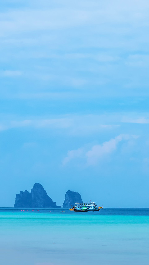 One fine day in the paradise screenshot