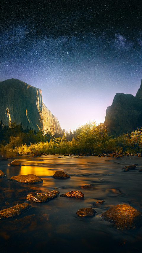 Mountain Stream Under The Starry Sky screenshot