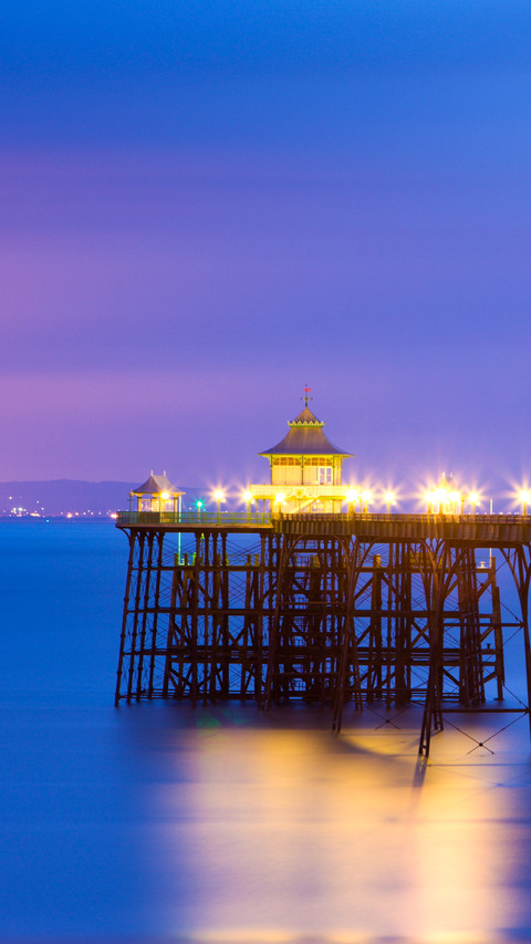 Clevedon pier illuminations at night somerset england screenshot