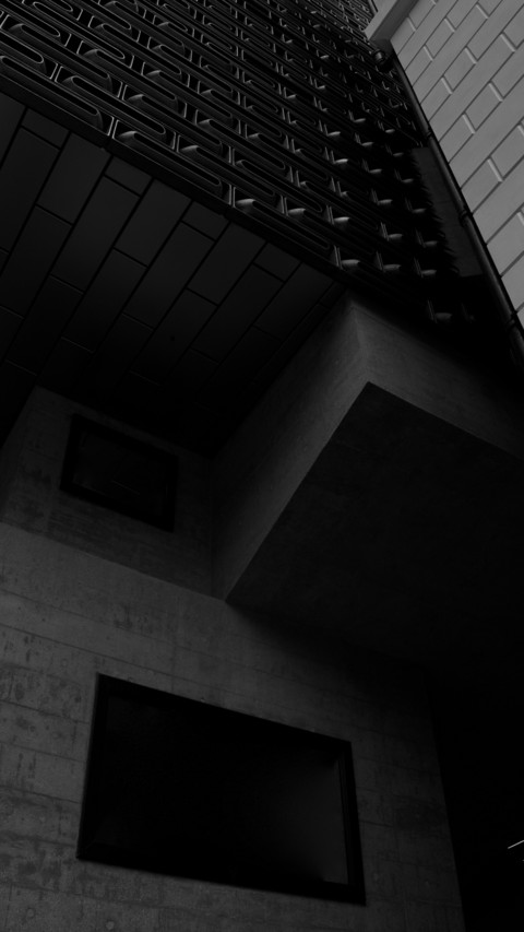Dark (18) screenshot