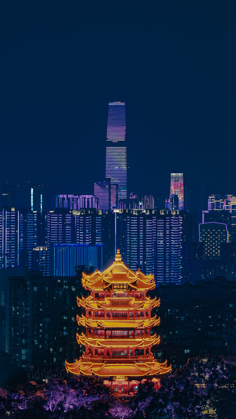A subway station with the same frame as huanghe tower screenshot