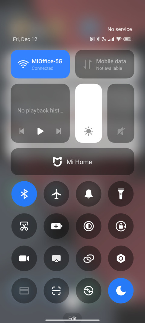 Classic Red Black screenshot