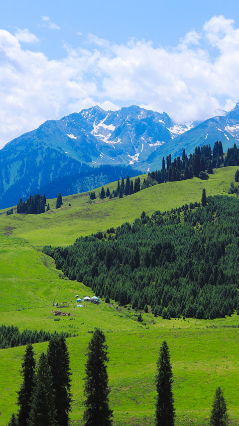 Head to the hidden mountains and wilds of xinjiang screenshot