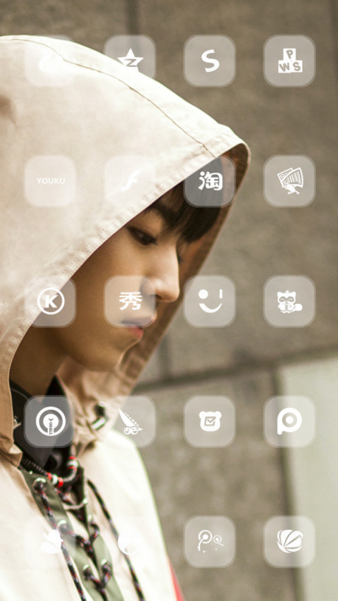 王俊凯街拍时刻 screenshot