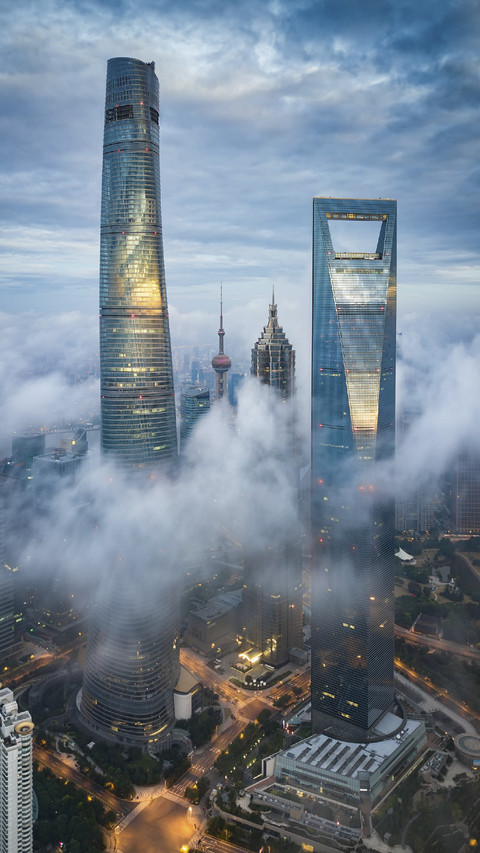 Skyline of Shanghai screenshot