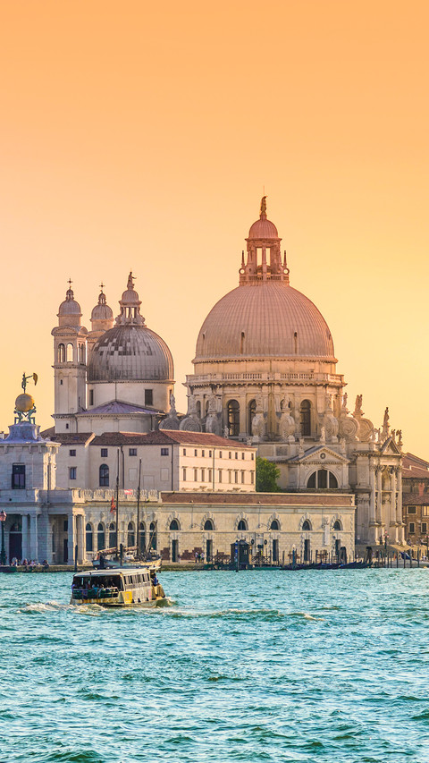 Grand Canal and Basilica Santa Maria della salute,Venice screenshot