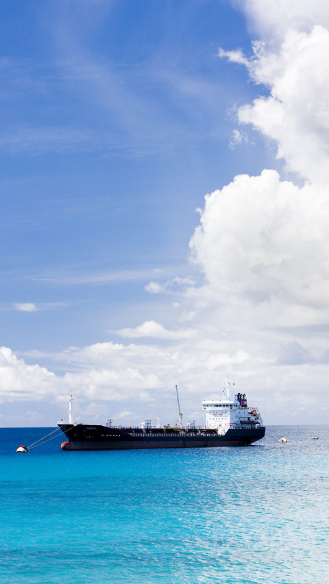 Ship on Caribbean Sea, Barbados screenshot