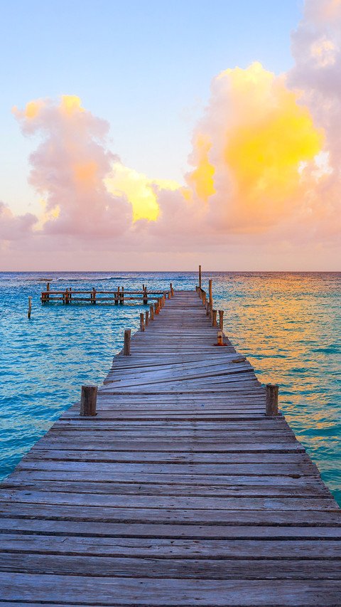 Mahahual Caribbean beach sunset in Costa Maya, Mayan Mexico screenshot