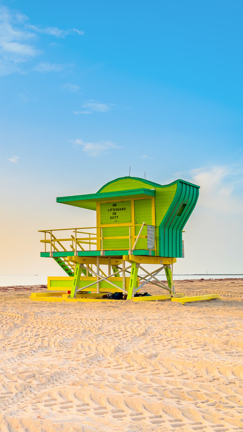 Miami Beach South Beach Green Lifeguard Tower screenshot