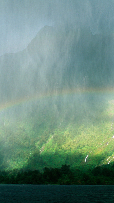 Rainbow Land of New Zealand Fiords screenshot