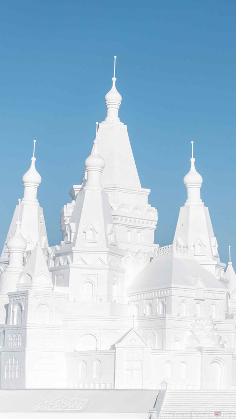 Extremely cold ice sculpture screenshot