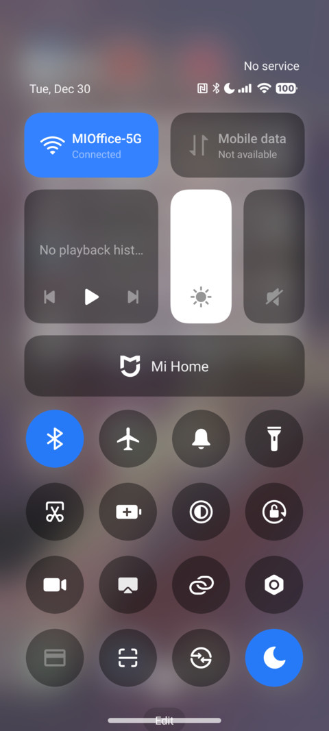 White Flowing V2 screenshot