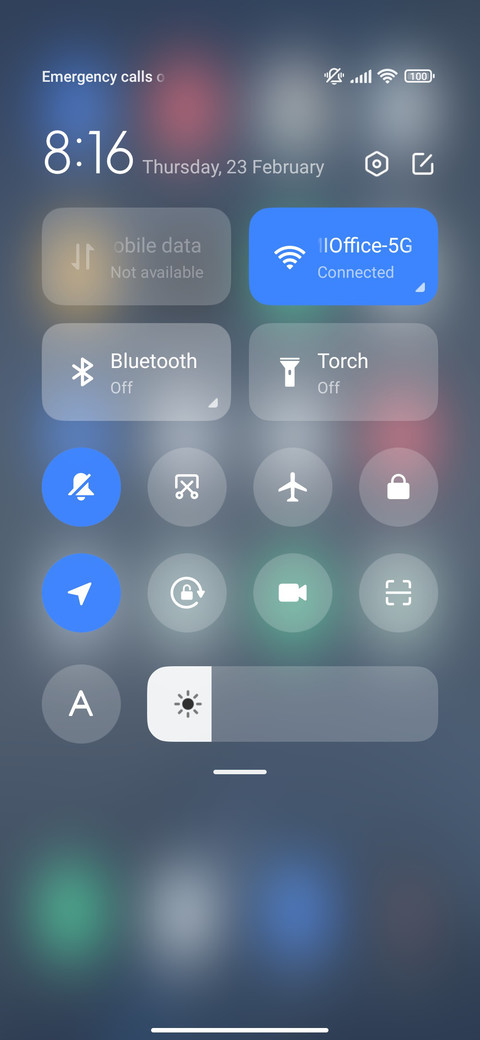 Simple Blue screenshot