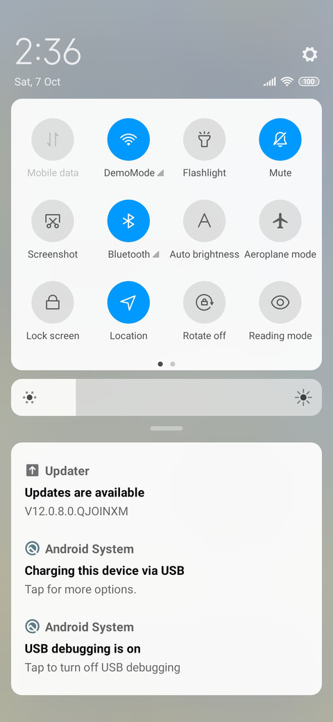 Shark Shake Clock screenshot