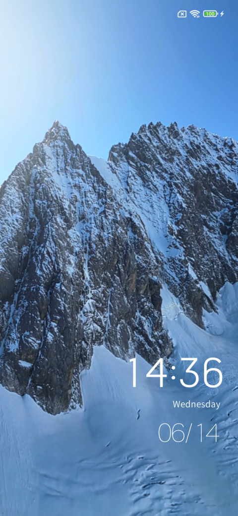Snowy mountain screenshot
