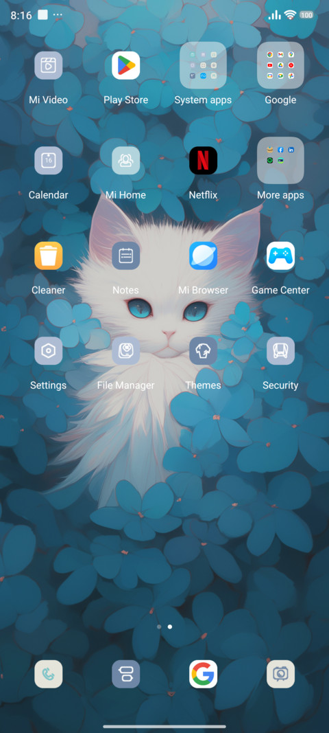 white cat screenshot