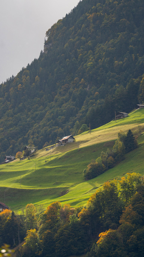 Switzerlands scenery is dazzling screenshot