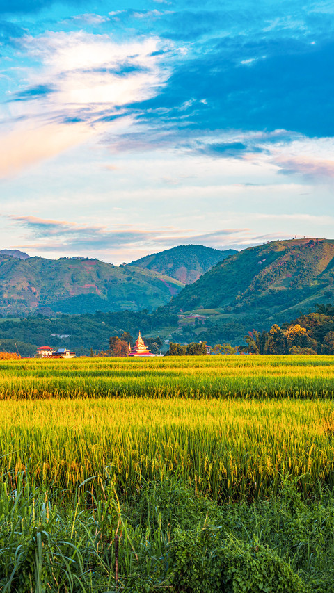 Dusk countryside natural scenery on the Yunnan screenshot