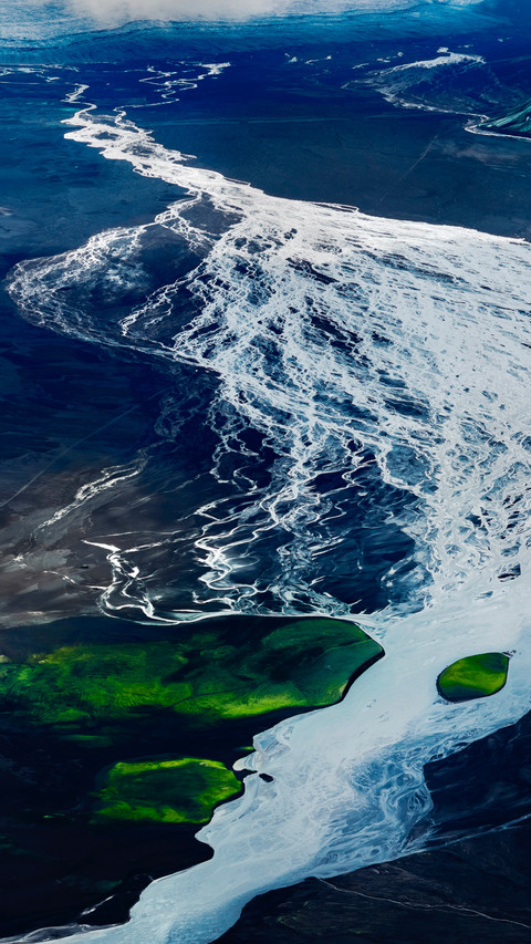 Meli mountain in the icelandic highlands 2 screenshot