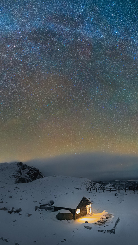 Snow Mountain Galaxy screenshot