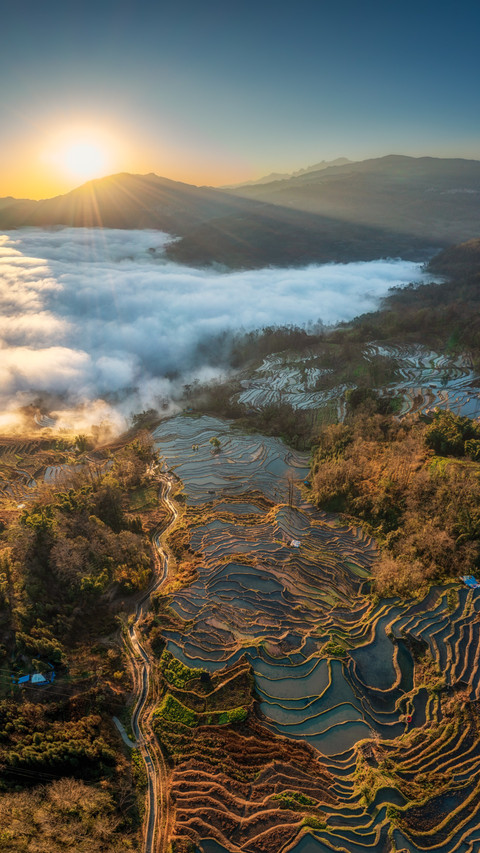 At sunrise over the yunhai terraced fields screenshot