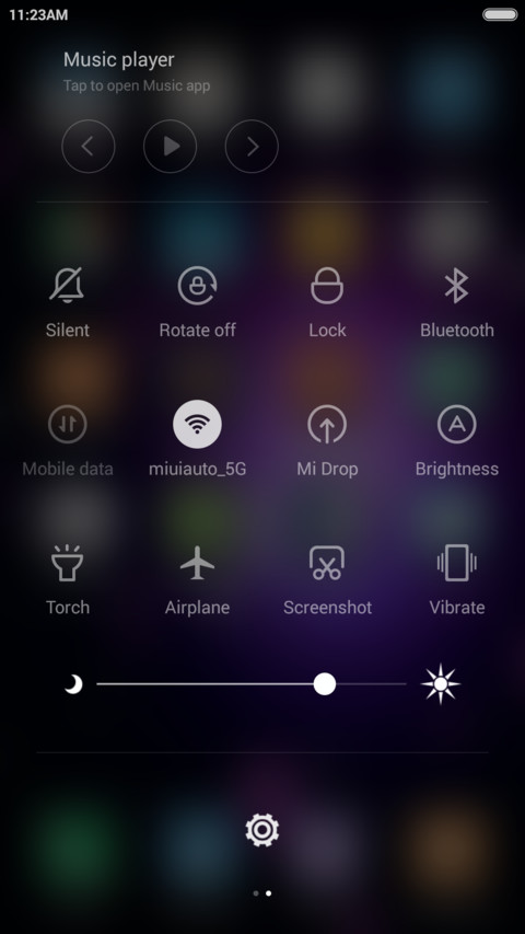  IN Universe screenshot