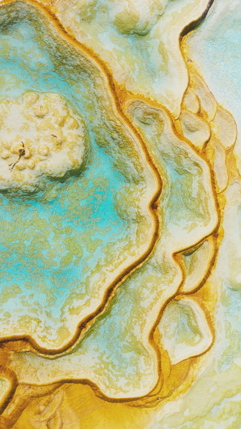 Colorful pool travertine beach for tens of thousands of year screenshot
