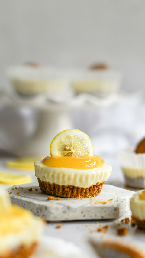 Lemon and ginger individual mini cheesecakes screenshot