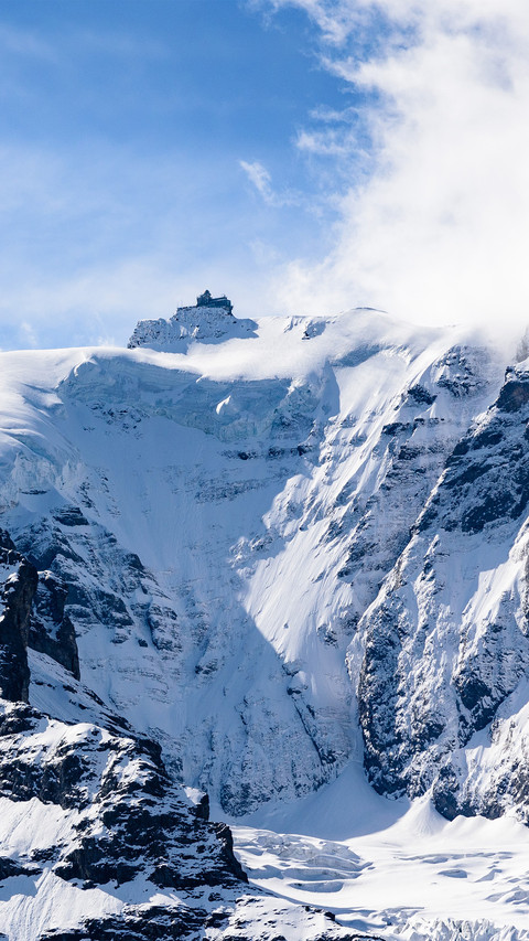 Switzerland is covered with snow screenshot