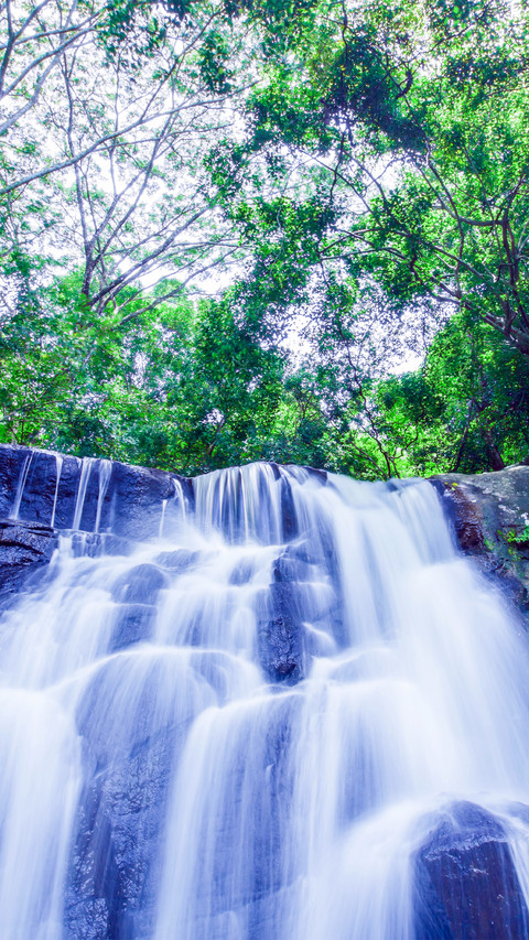 Refreshing Waterfall screenshot