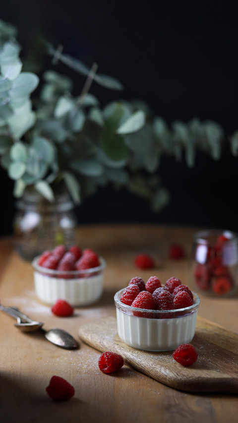 Italian dessert panna cotta with raspberries screenshot