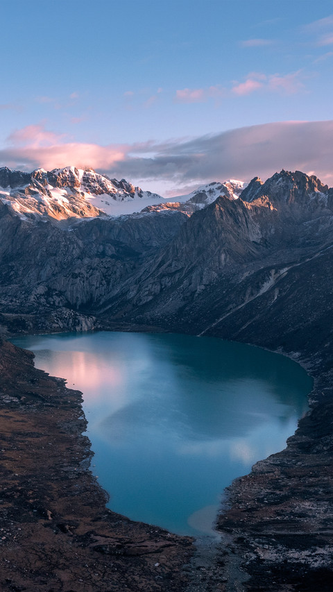 Sister lakes in western sichuan screenshot