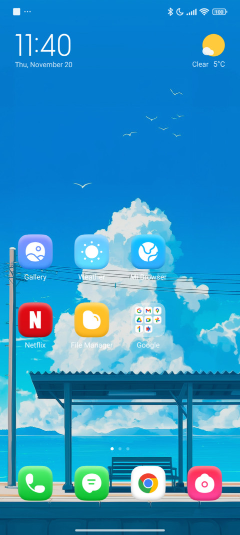 Girl on platform screenshot
