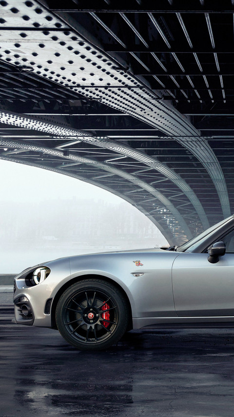 Abarth 124 screenshot