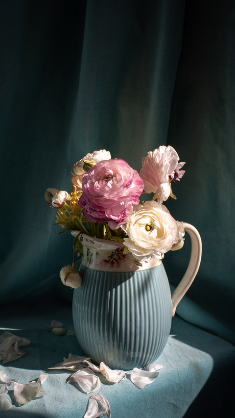 The unique and elegant flowers screenshot