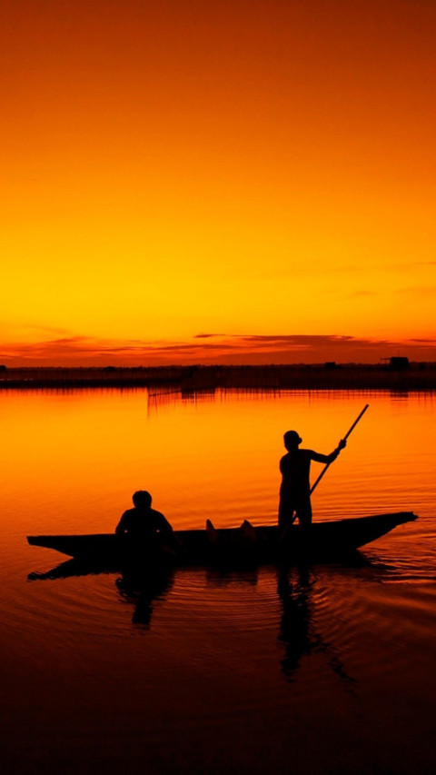 Boats and Sunsets (4) screenshot