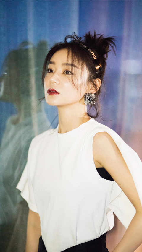袁姗姗的金属复古妆 screenshot