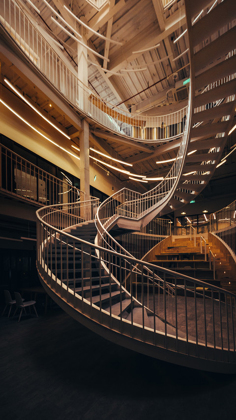 Indoor Spiral Staircase screenshot
