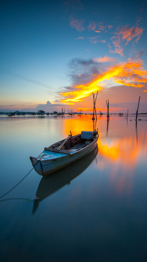 Traditional boat in fisherman village Batam Island screenshot