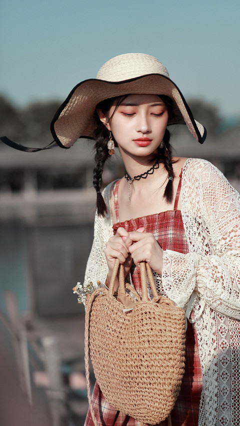 吊带是度假的打开方式 screenshot