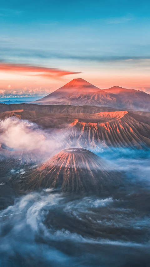 Go to bromo to feel the heartbeat of the earth 2 screenshot