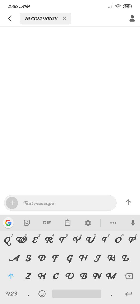 Mahalia W00 Bold screenshot