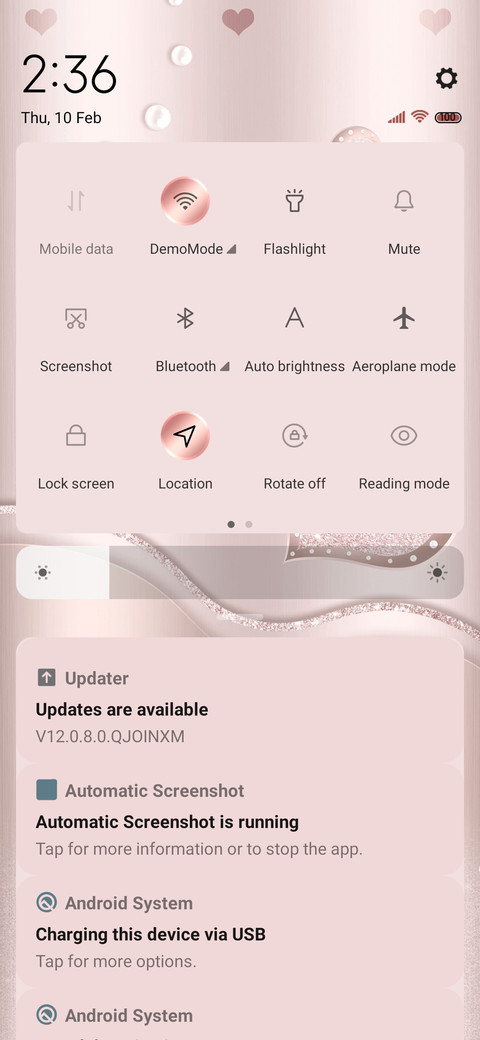 Pink hearts screenshot