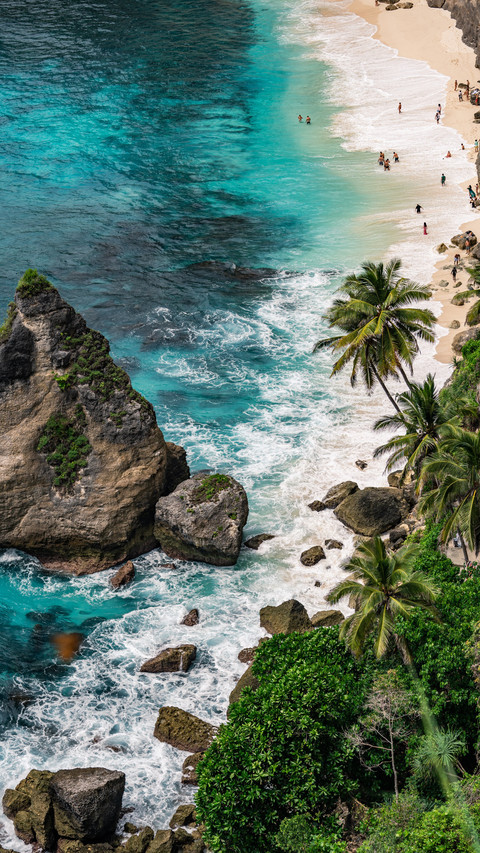 Indonesia diamond beach screenshot