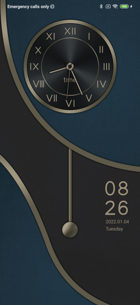 Black gold clock screenshot