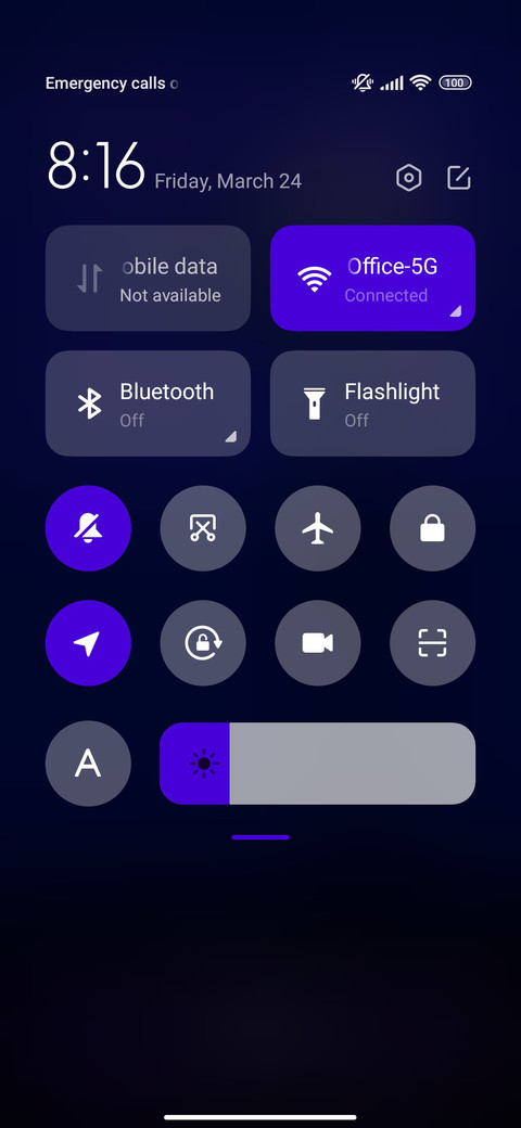 minimal light screenshot