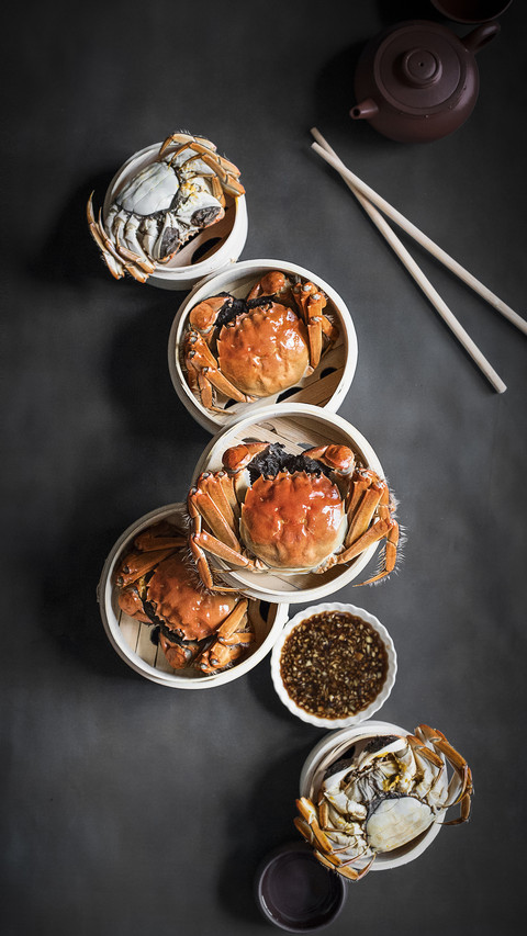 Inventory of delicious local hairy crabs screenshot